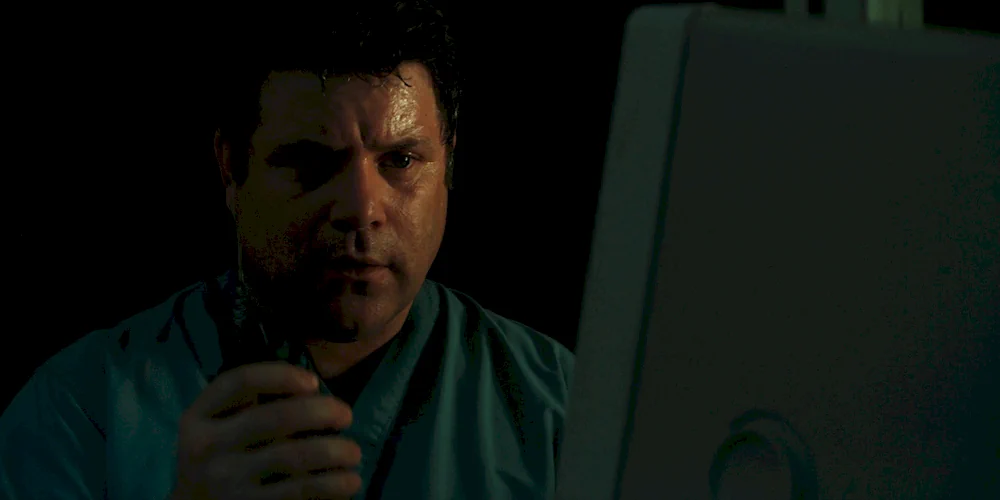 Боб Ньюби герой